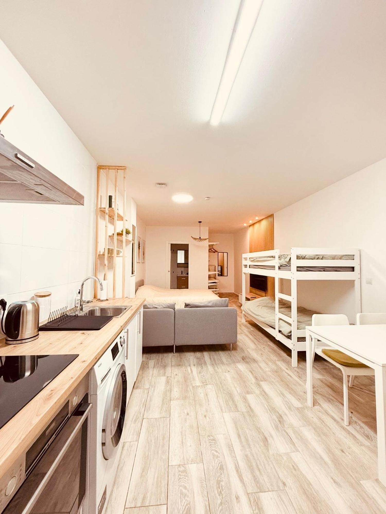 El Apartamentito De Zamarrilla Parking Gratis Incluido Málaga Extérieur photo